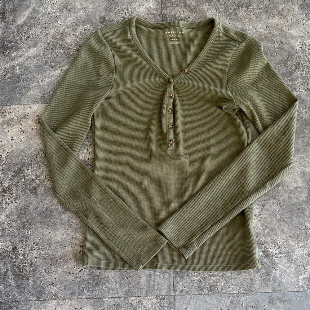 American Eagle Sage Green Ribbed V-Neck Top